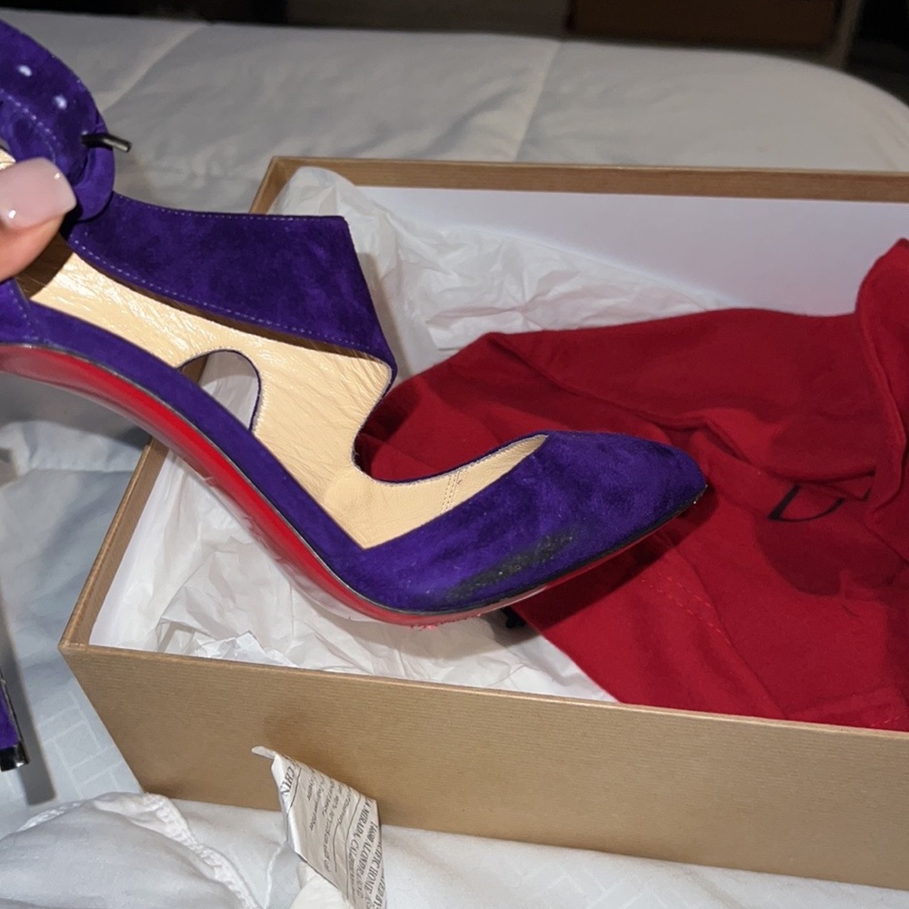 Heels - Picture 7 of 9